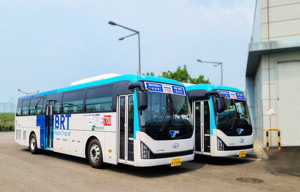 청라~강서 간 BRT 노선에 추가 투입하는 42인승 CNG대형좌석버스(사진제공=인천교통공사