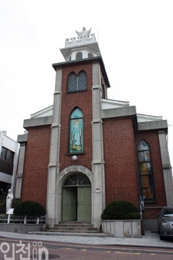 해안천주교 성당
