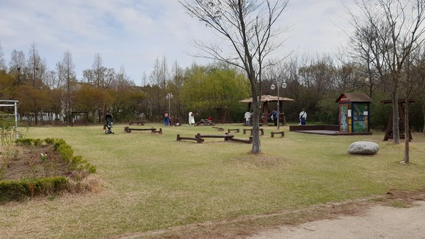 놀이 광장