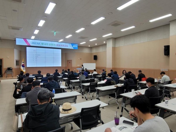 인천시 농업기술센터의 '2023년 상반기 귀농·귀촌 종합과정 교육' 모습(사진제공=센터)