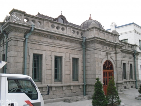 한국최초사박물관으로 꾸며지는 구인천제일은행 건물.